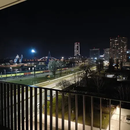 Luxury 3 Apartamento *