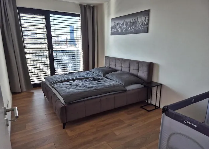Luxury 3 شقة براتسيلافا